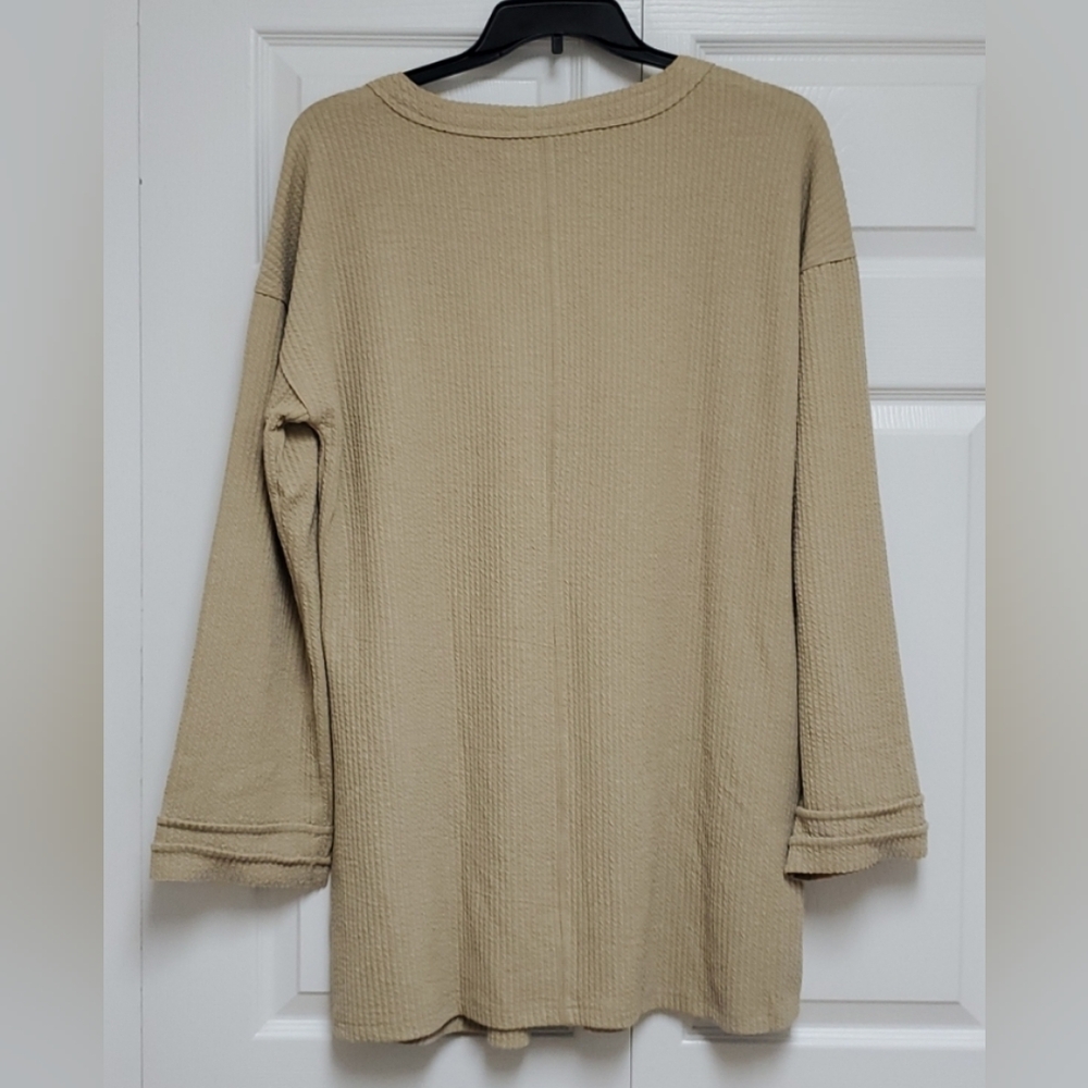 New In Waffle Knit Vneck Dress/Taupe - Picture 6 of 13